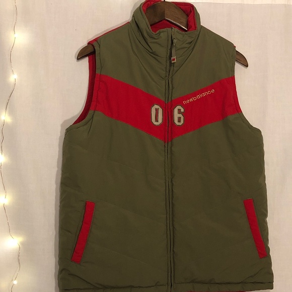 Boy's New Balance Reversible Vest Sz. 14/16 - Picture 1 of 7
